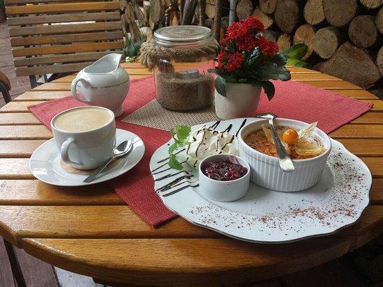 Insula rest art cafe